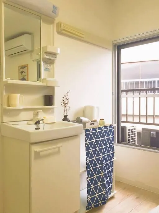 Osaka Glitter 3 Floor Whole House 6-10 Ppl 5Mins Walk To Station Villa 0*,  Japán